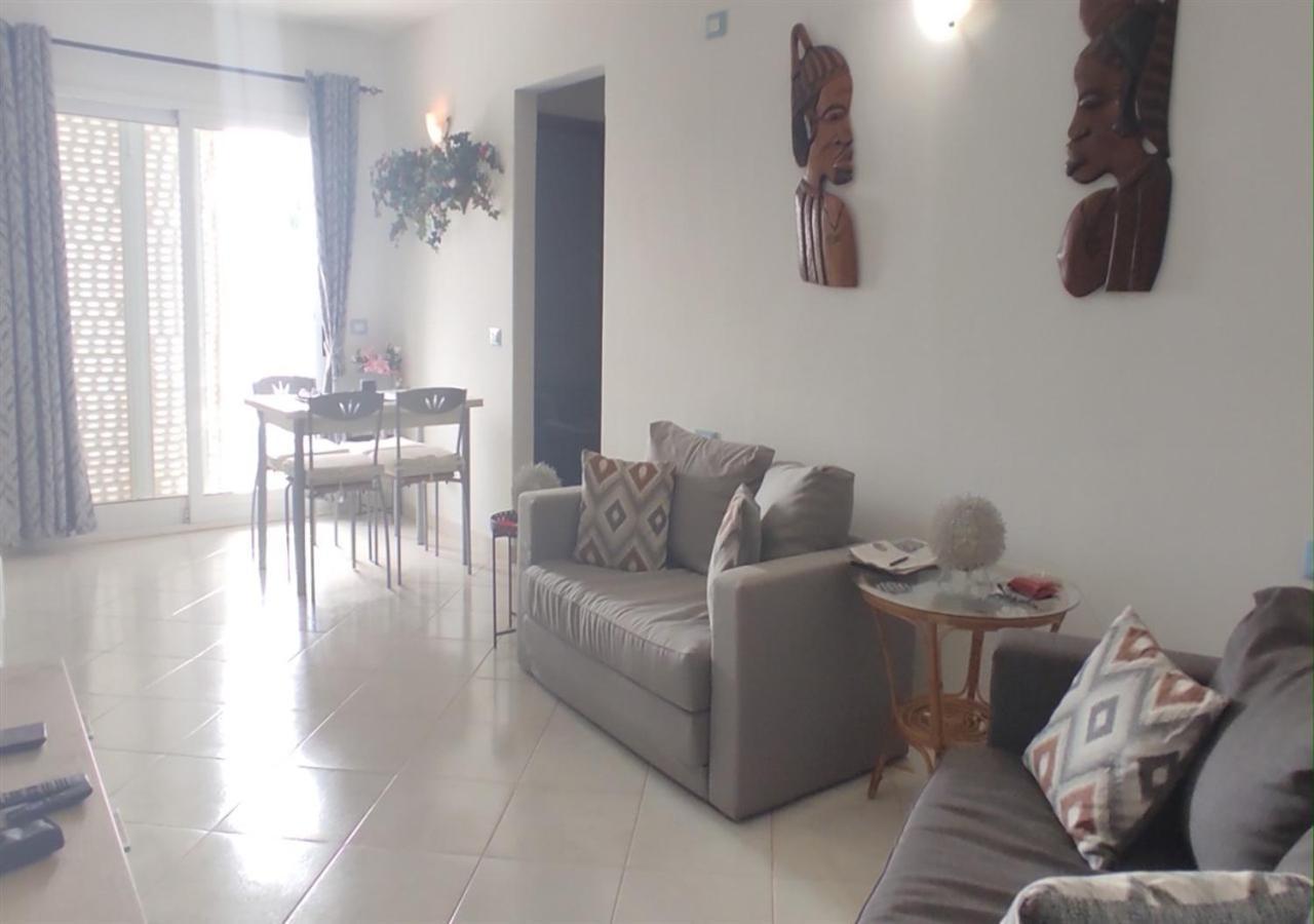 Adult Only Beachfront 2 Bedroom Airport Pick Up, Aircon, Unlimited Wifi Ideal For Remote Working And Long